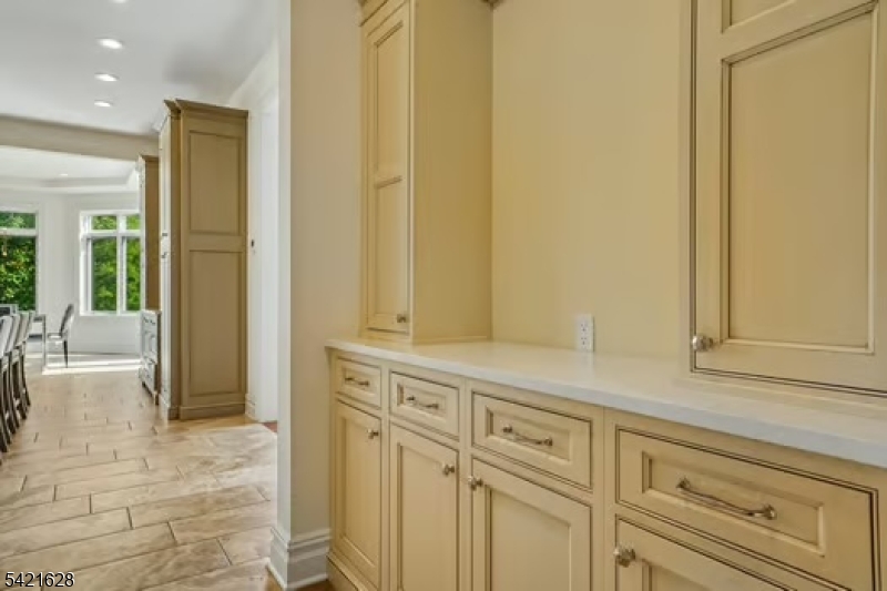 BEL AIR WOODS - Residential
