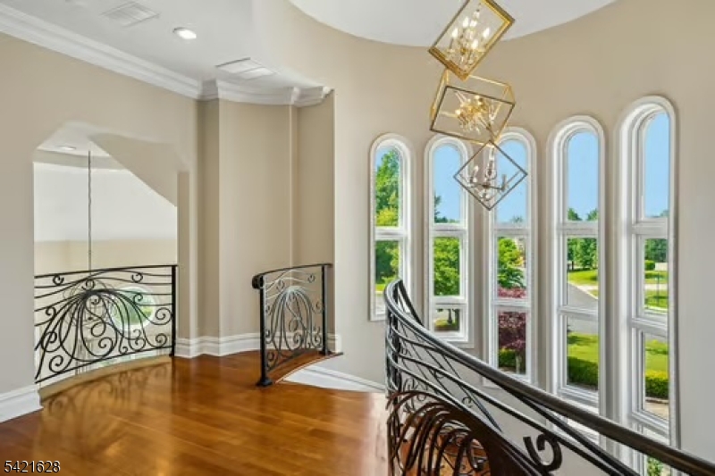 BEL AIR WOODS - Residential