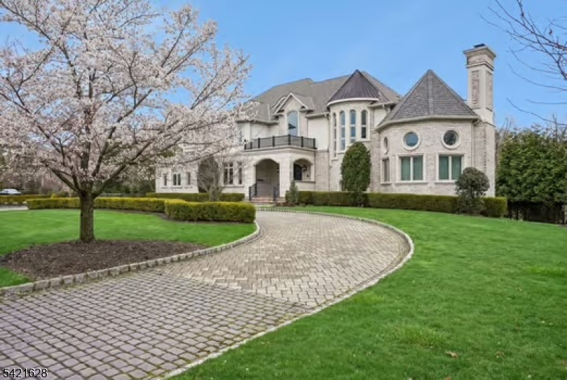 BEL AIR WOODS - Residential