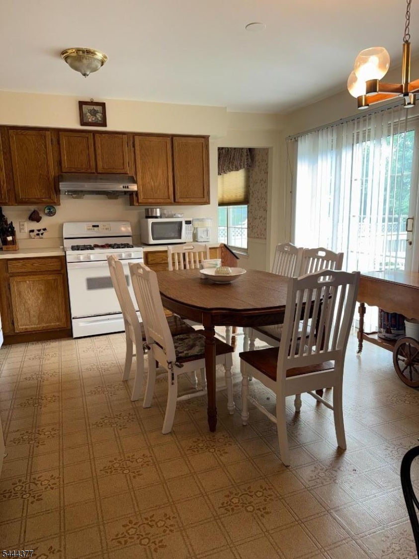 Contempo West - Residential