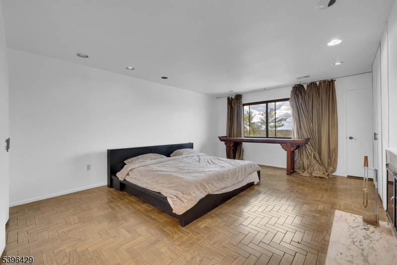 Eagle Ridge - Residential