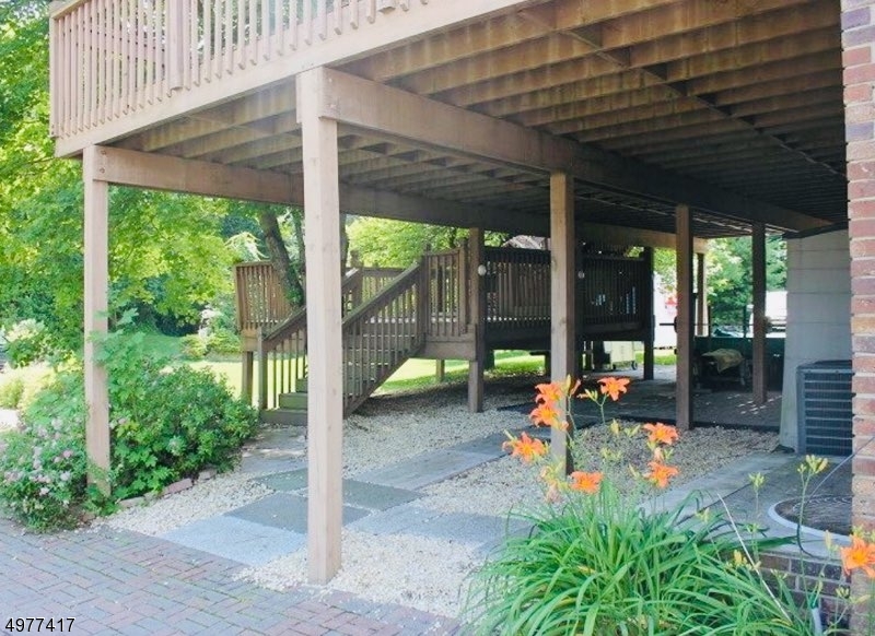 Complete Renovation! Unbelievable Rental opportunity for large living w/in-law suite & HUGE detached 4 car garage complete w/finished office & bath. Multipurpose & versatile living! Stunning, bright