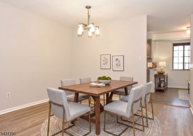 Ridge Gardens - Residential