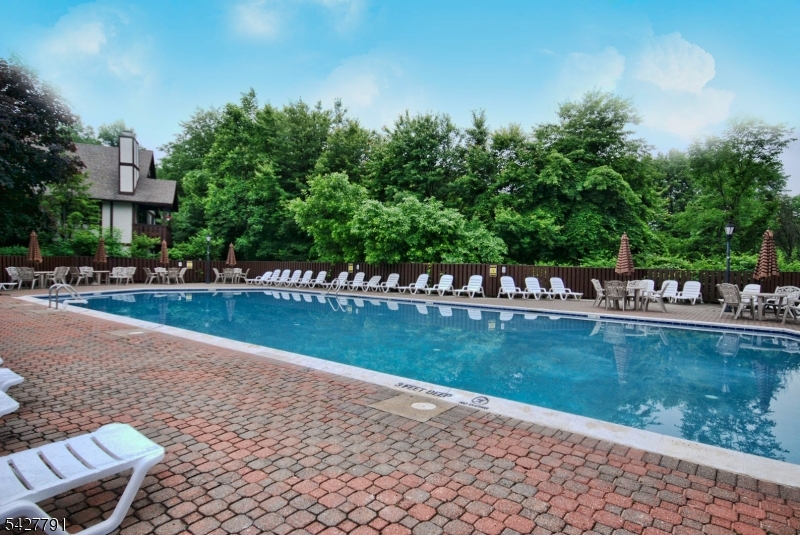 Ridge Gardens - Residential