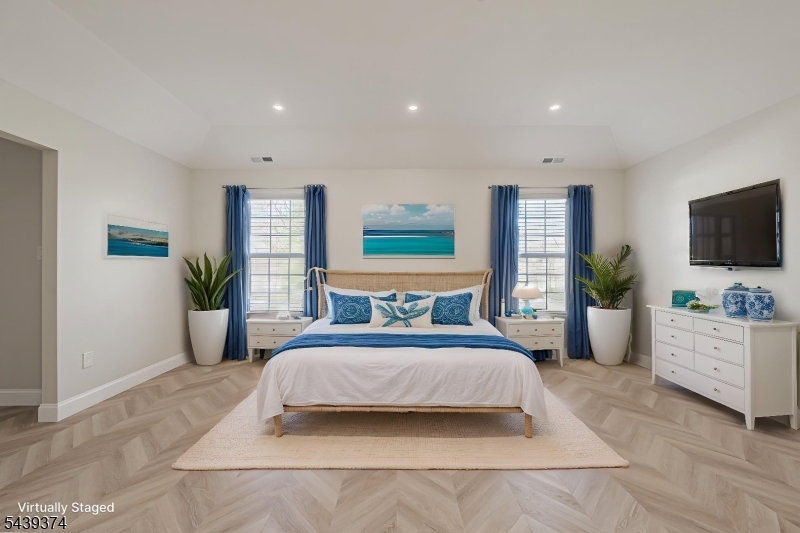 CHANCELLOR PARK - Residential