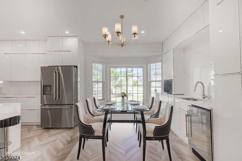 CHANCELLOR PARK - Residential