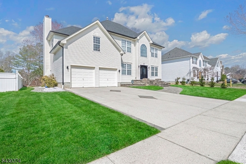 CHANCELLOR PARK - Residential