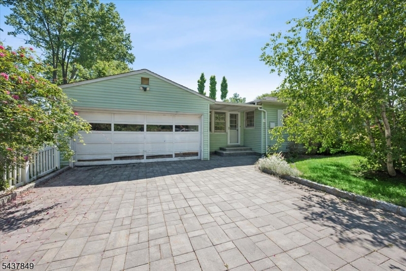 Lake Hiawatha - Residential