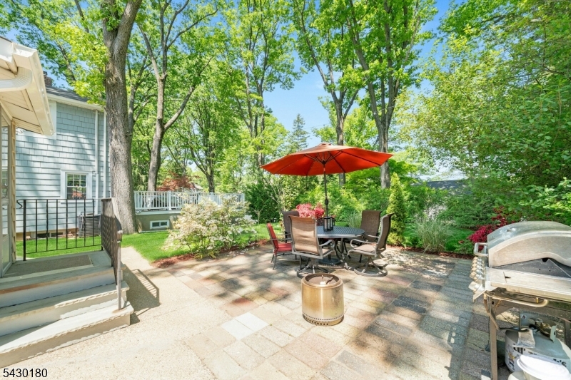 Rainbow Lakes - Residential