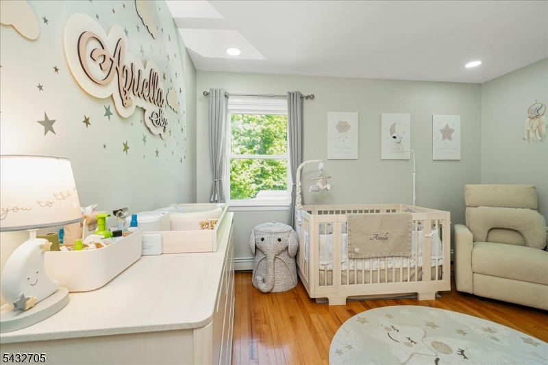 LOUNSBERRY HOLLOW - Residential