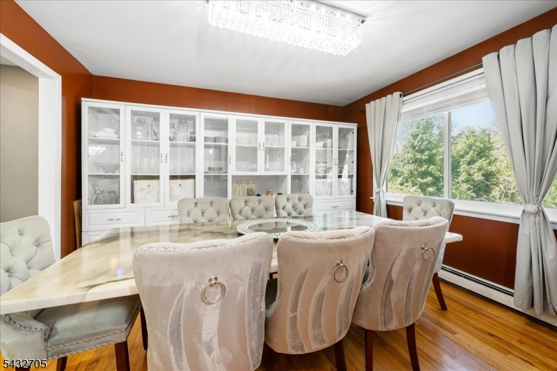 LOUNSBERRY HOLLOW - Residential