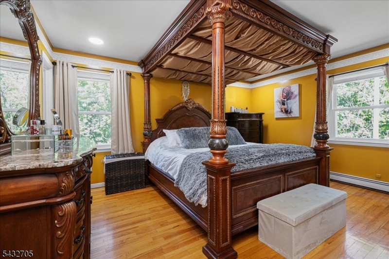 LOUNSBERRY HOLLOW - Residential