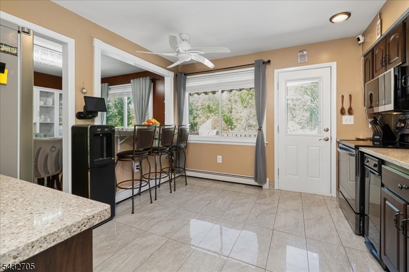 LOUNSBERRY HOLLOW - Residential