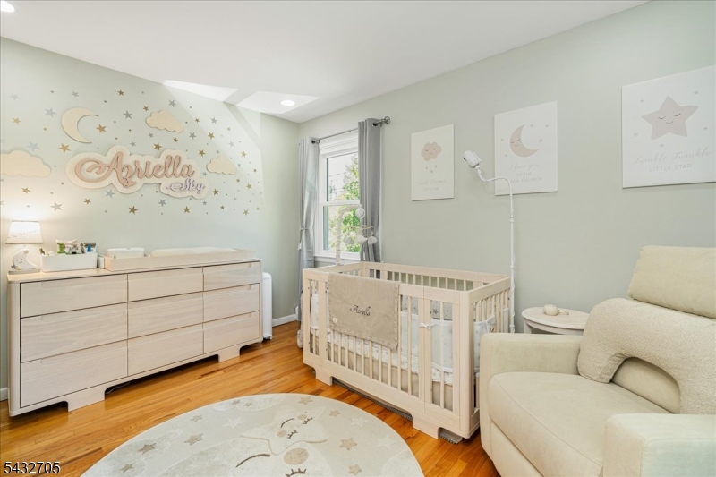 LOUNSBERRY HOLLOW - Residential
