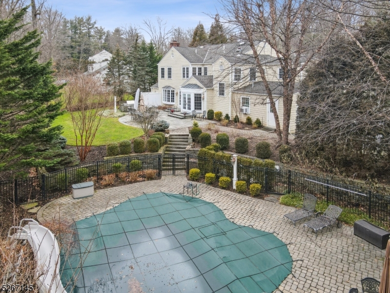 Old Short Hills - Residential