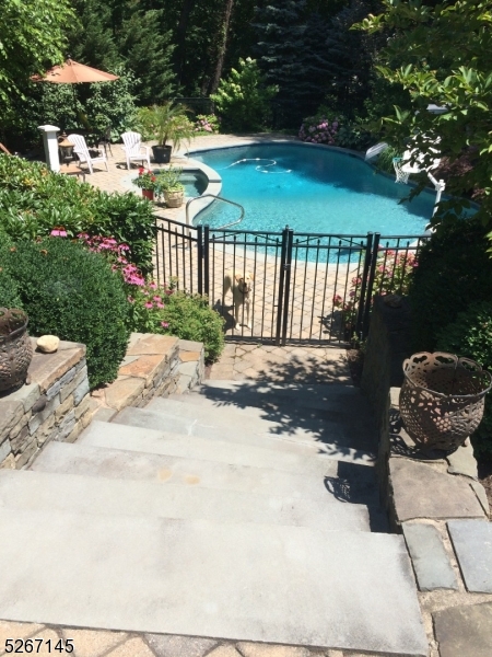 Old Short Hills - Residential