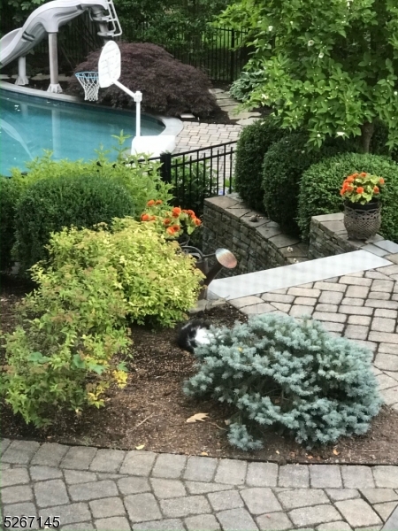 Old Short Hills - Residential