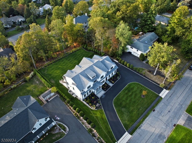 Riker Hill - Residential