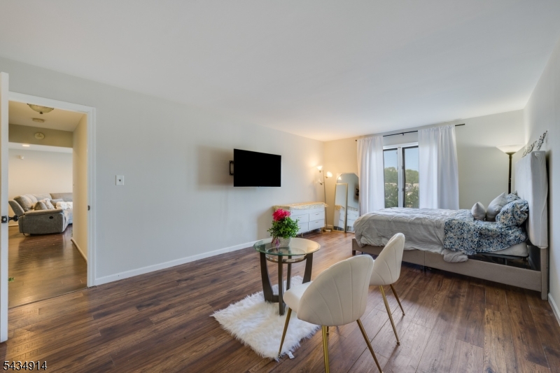 Peach Street Village - Residential