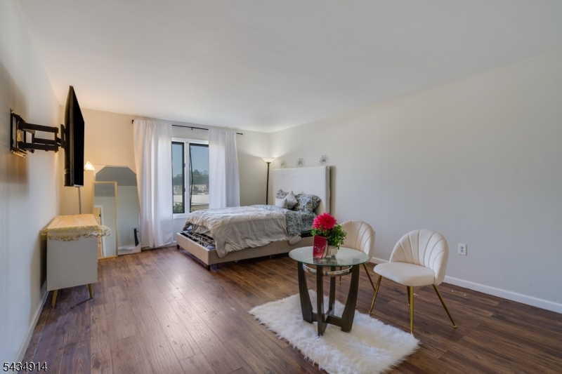 Peach Street Village - Residential