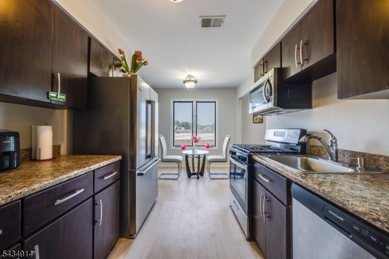 Peach Street Village - Residential