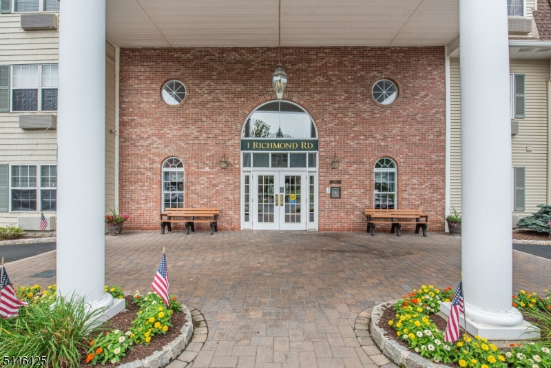 BALD EAGLE COMMONS - Residential