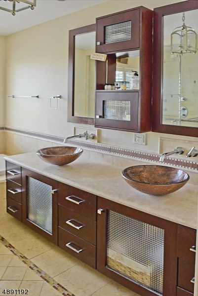Knollcrest - Residential