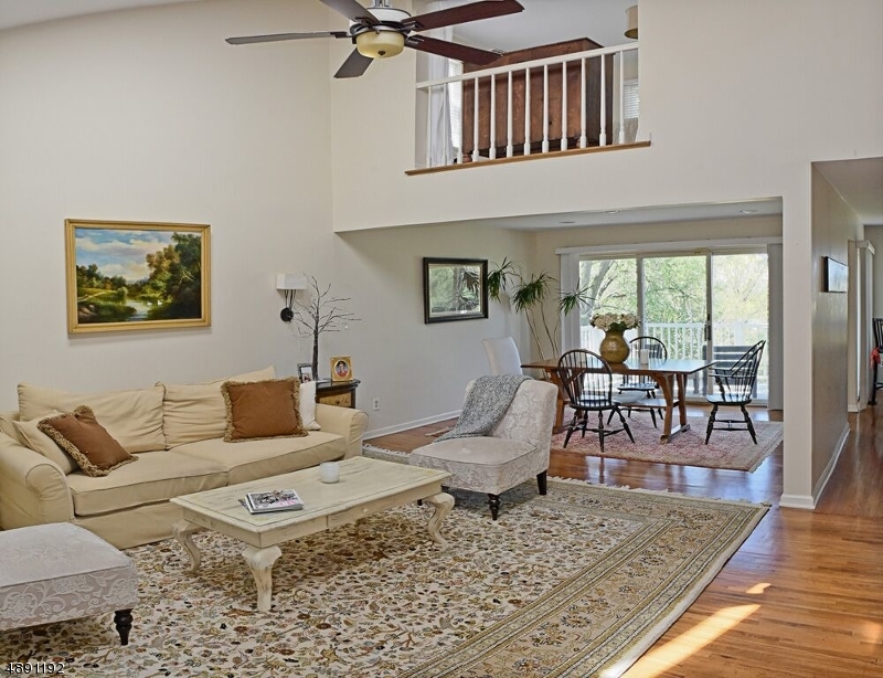 Knollcrest - Residential