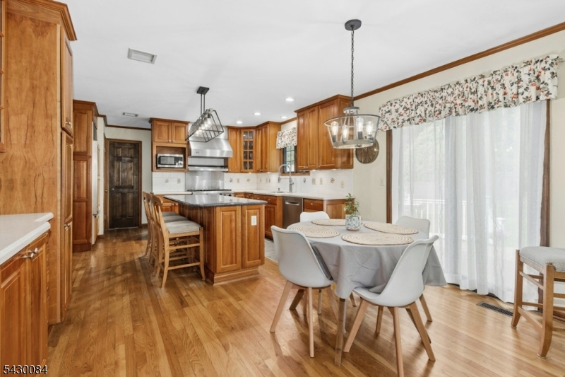 Woods of Mountainside - Residential