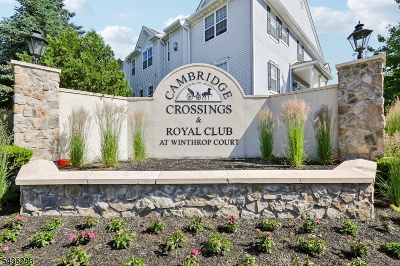 Winthrop Court - Residential
