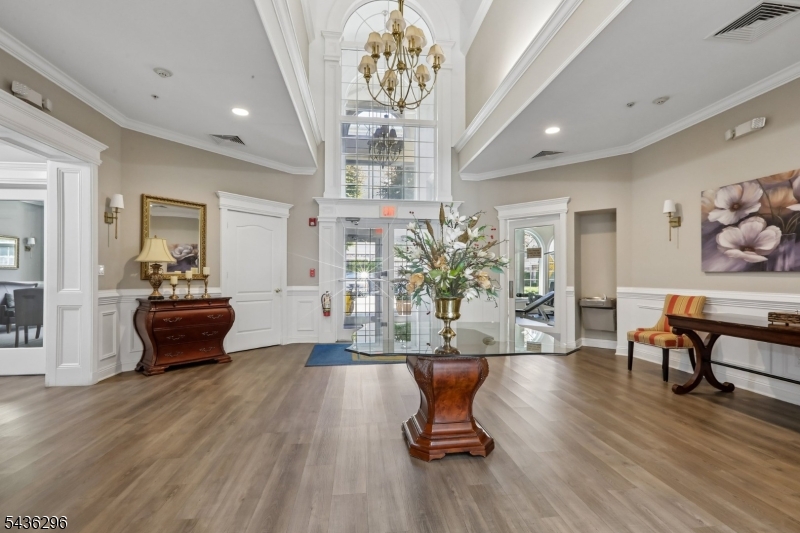 Winthrop Court - Residential
