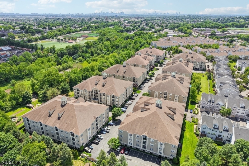 Winthrop Court - Residential