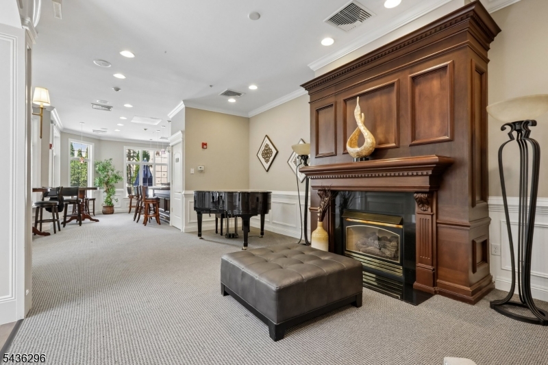 Winthrop Court - Residential