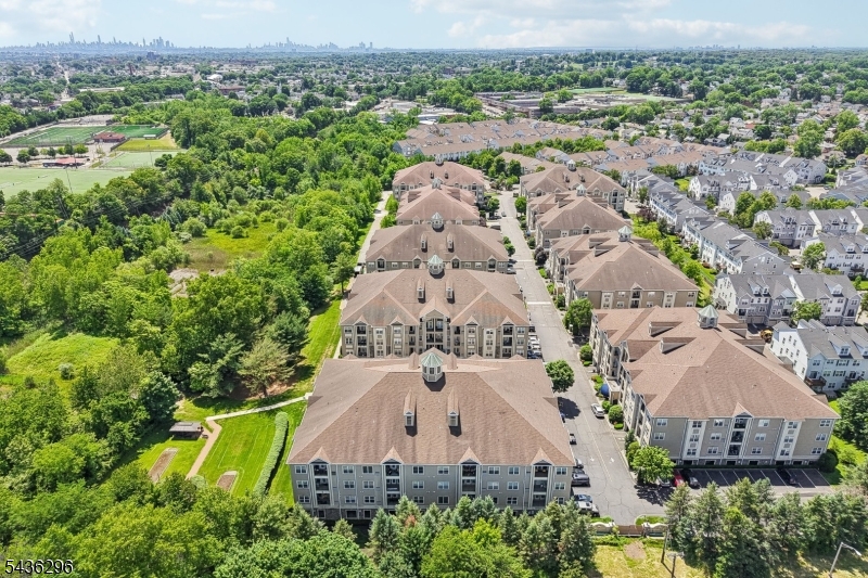 Winthrop Court - Residential