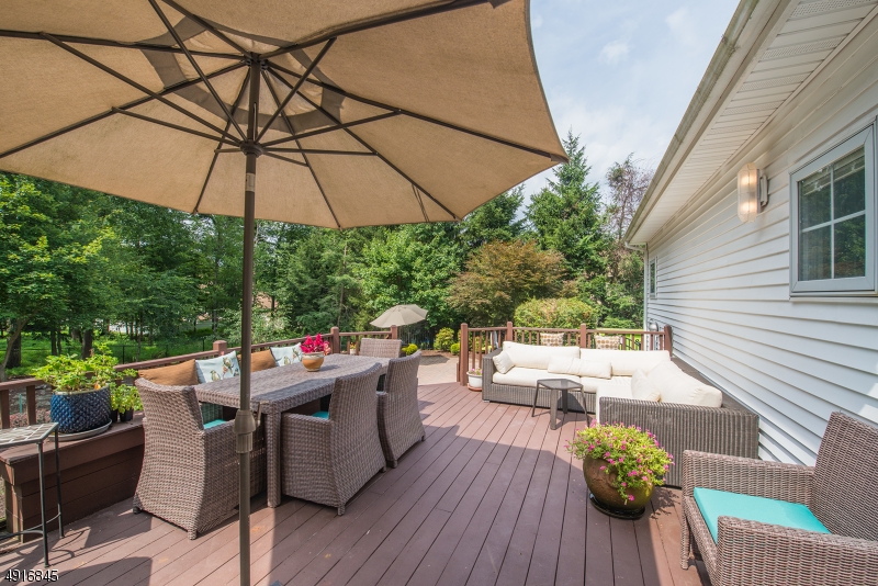 Paramount Estates - Residential