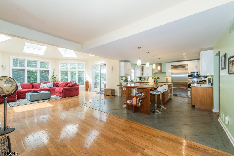 Paramount Estates - Residential