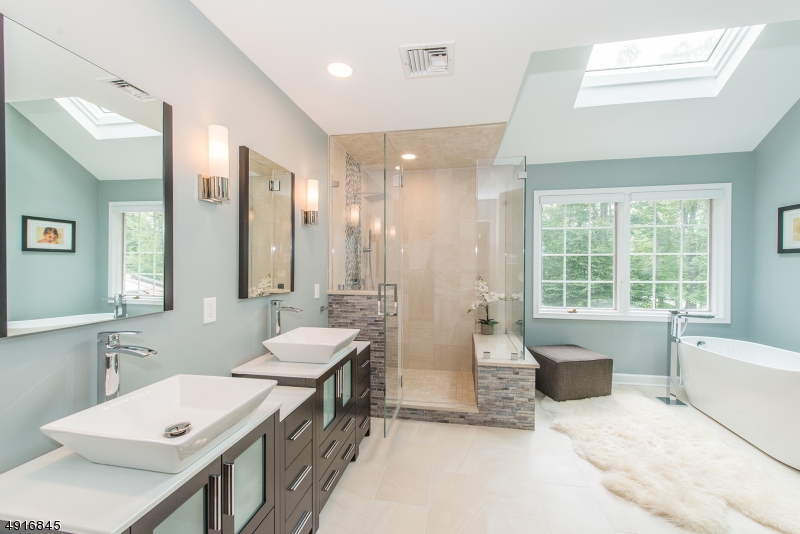 Paramount Estates - Residential