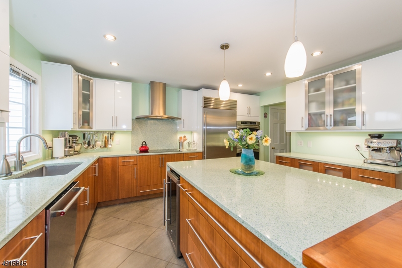 Paramount Estates - Residential
