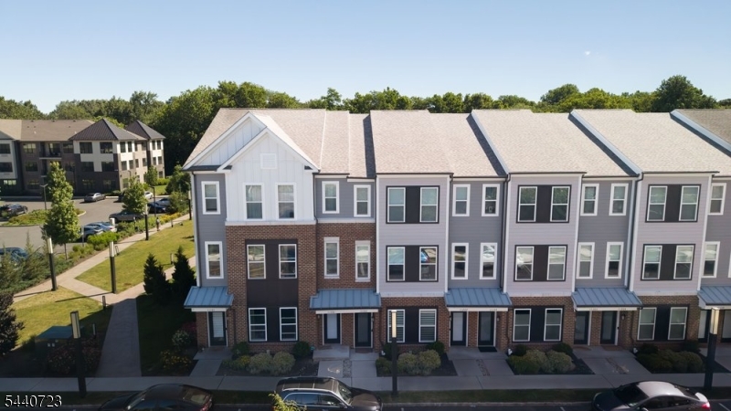 Townhomes at Vermella - Residential Lease