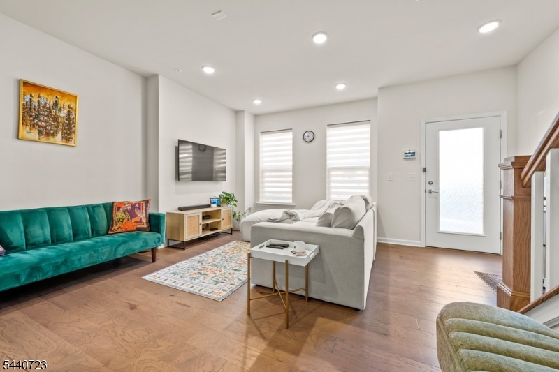 Townhomes at Vermella - Residential Lease