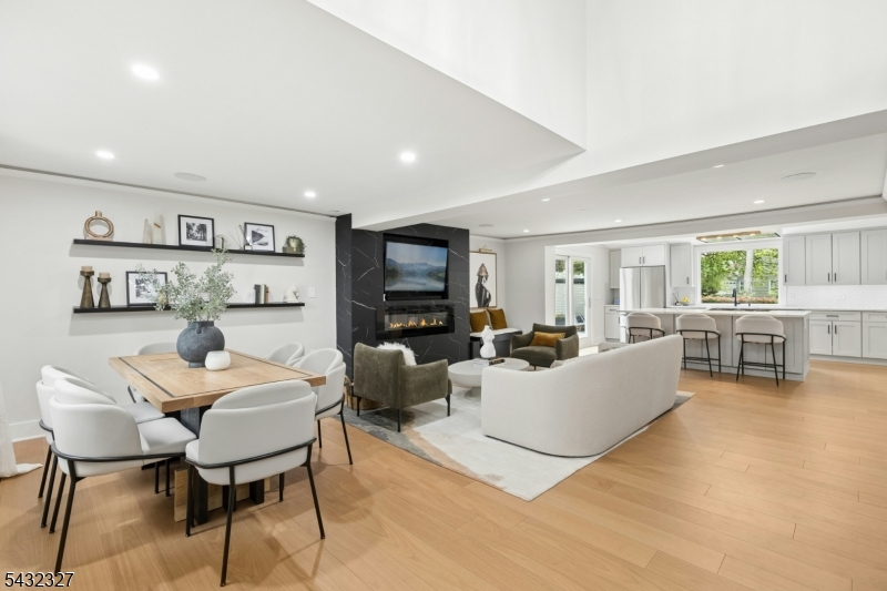 Redwood - Residential
