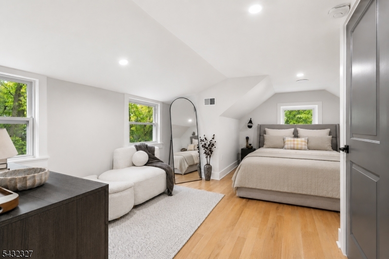 Redwood - Residential