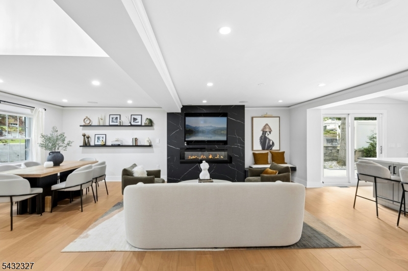Redwood - Residential