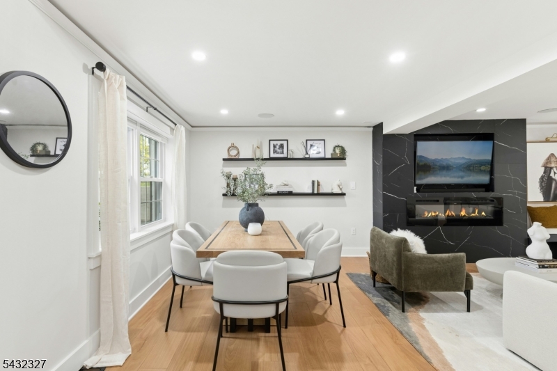 Redwood - Residential