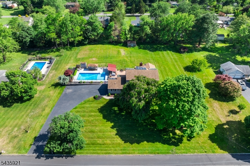Raritan Gardens - Residential