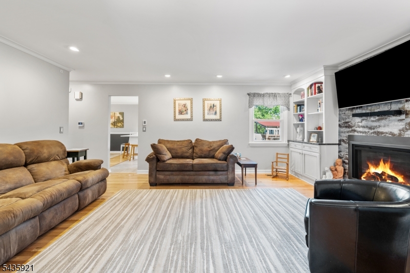 Raritan Gardens - Residential