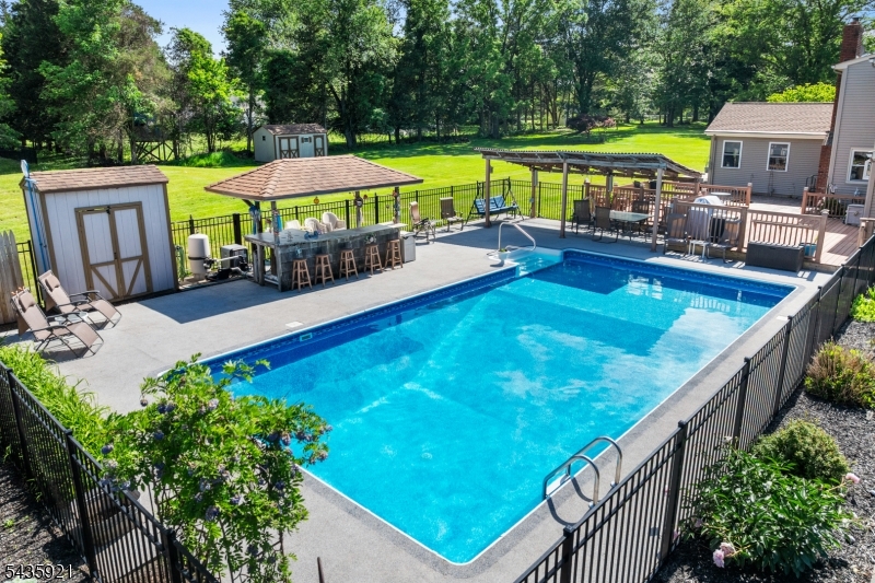 Raritan Gardens - Residential