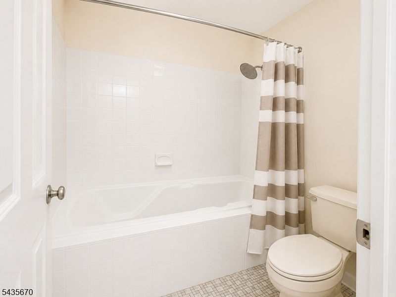 Mendham Commons - Residential Lease