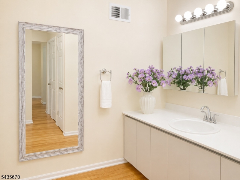 Mendham Commons - Residential Lease