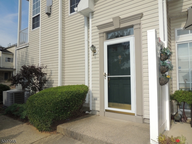 Rose Arbor - Residential